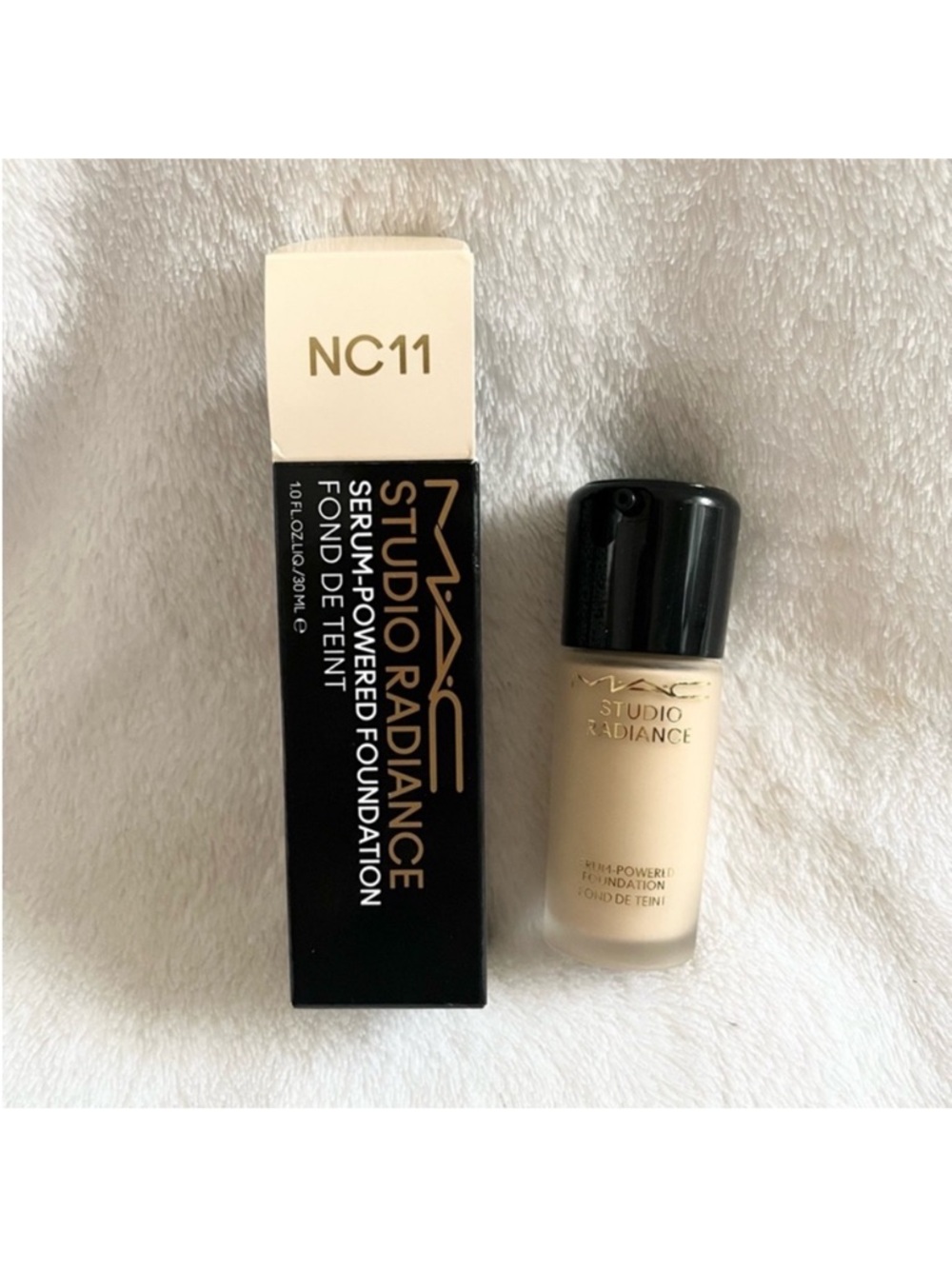 MAC Studio Radiance Serum-powered
Foundation # NC11 Full size